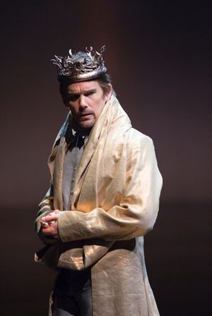 Ethan Hawke @ BroadwayWorld Ethan Hawke Photo