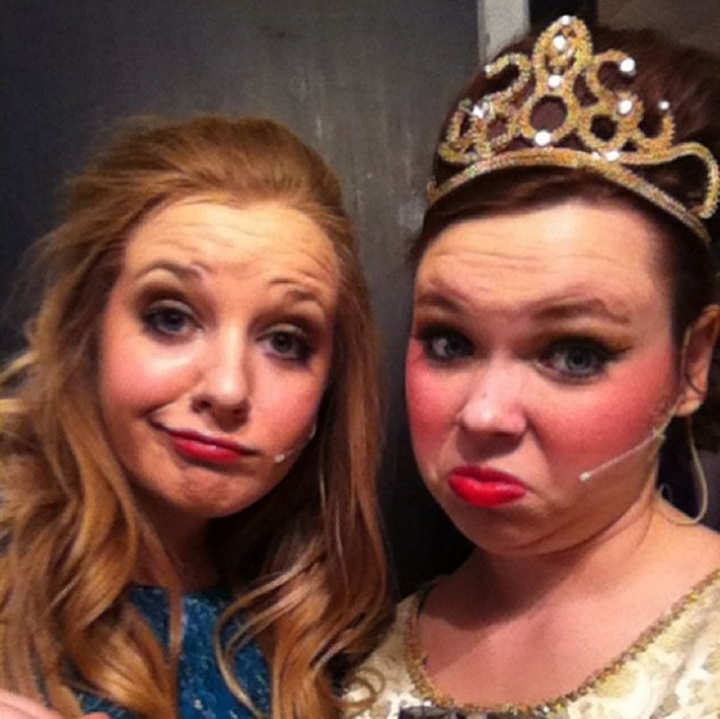 Photo Flash: Saturday Intermission Pics, Nov 2 - WE WILL ROCK YOU Roots For Boston, Game Day at THE FANTASTICKS and More!  Image