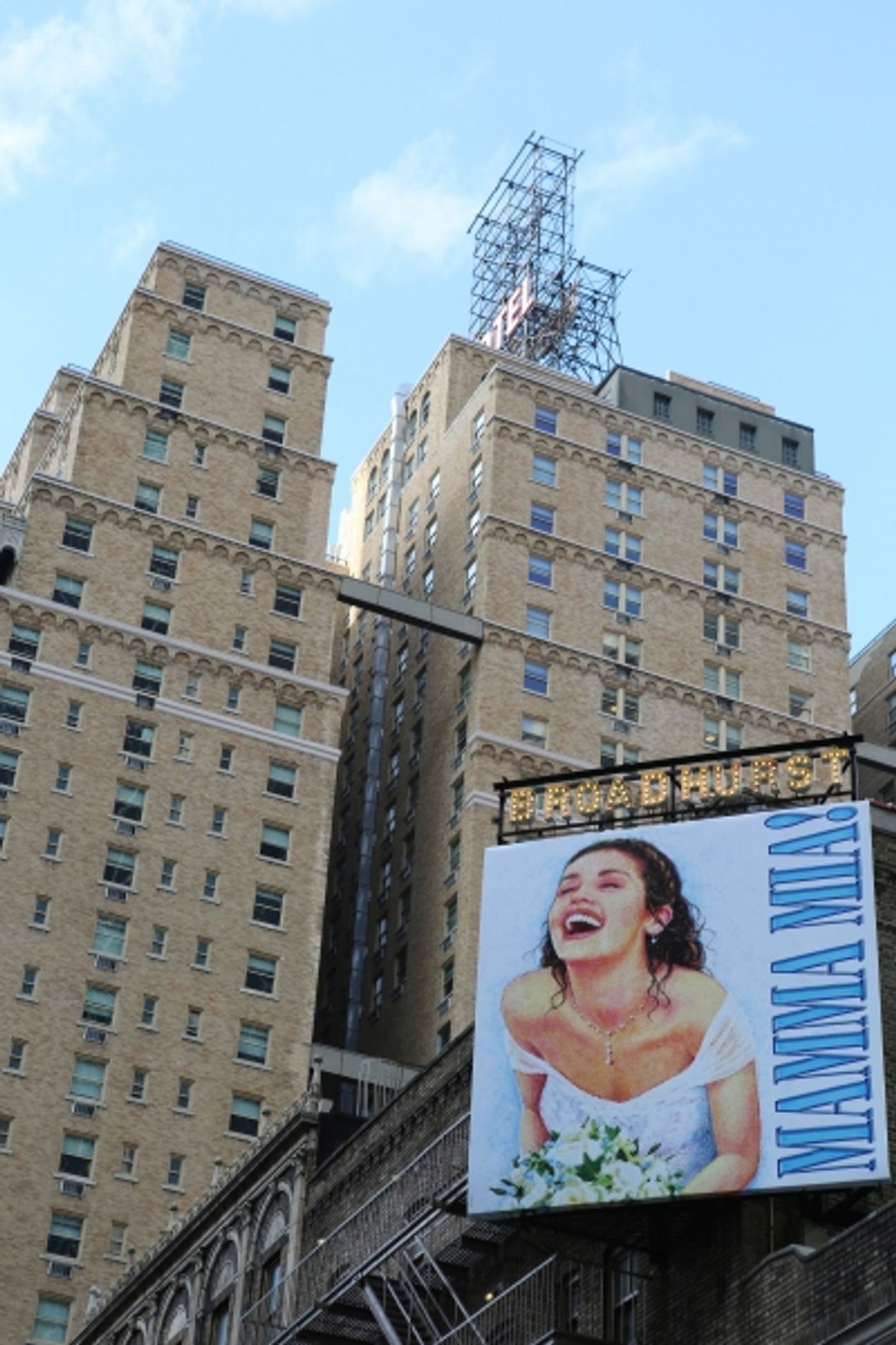 Photo Coverage: On the Marquee - MAMMA MIA! Opens Its Doors at the Broadurst  Image