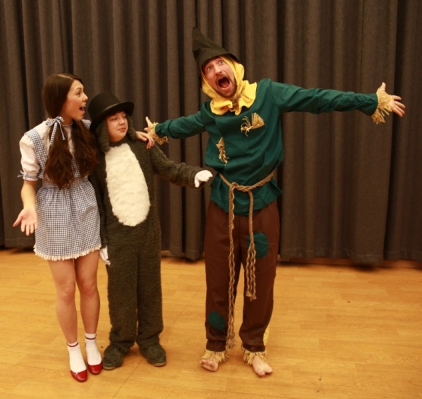 Photo Flash: WIZARD OF OZ Opens December 6 at Beijing Playhouse  Image