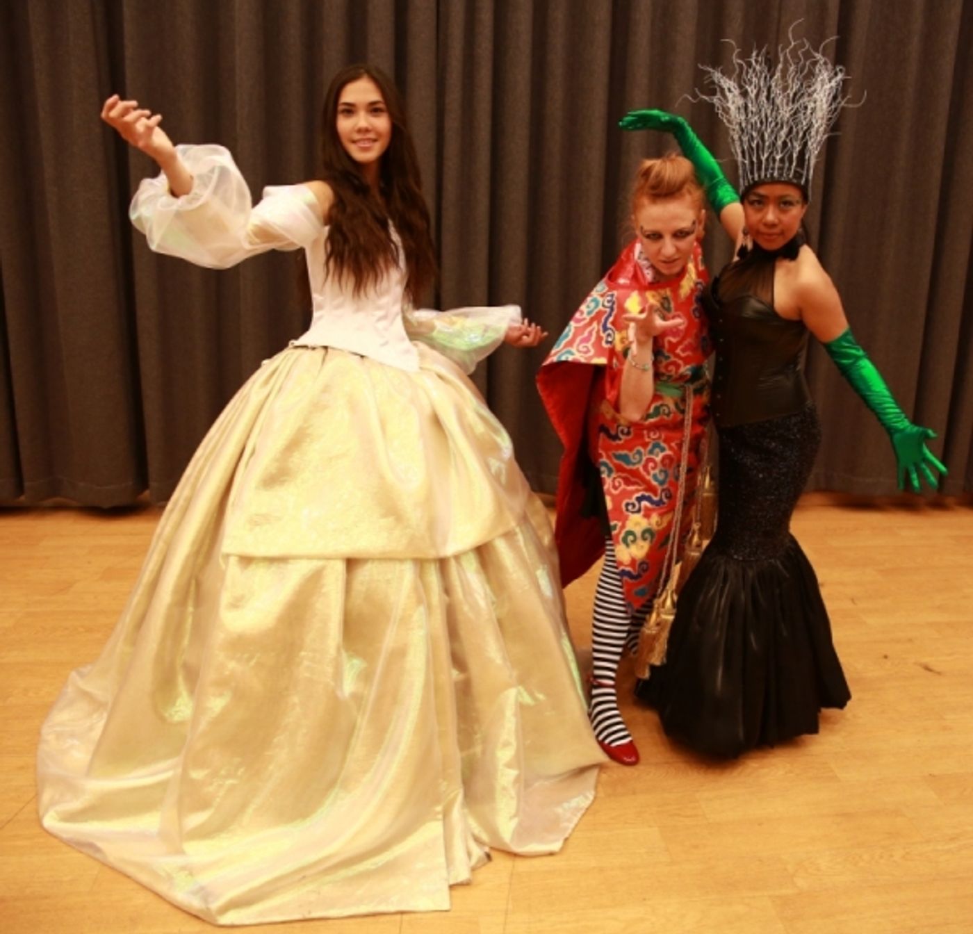Photo Flash: WIZARD OF OZ Opens December 6 at Beijing Playhouse  Image