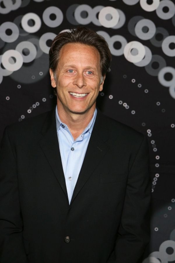 Steven Weber Photo