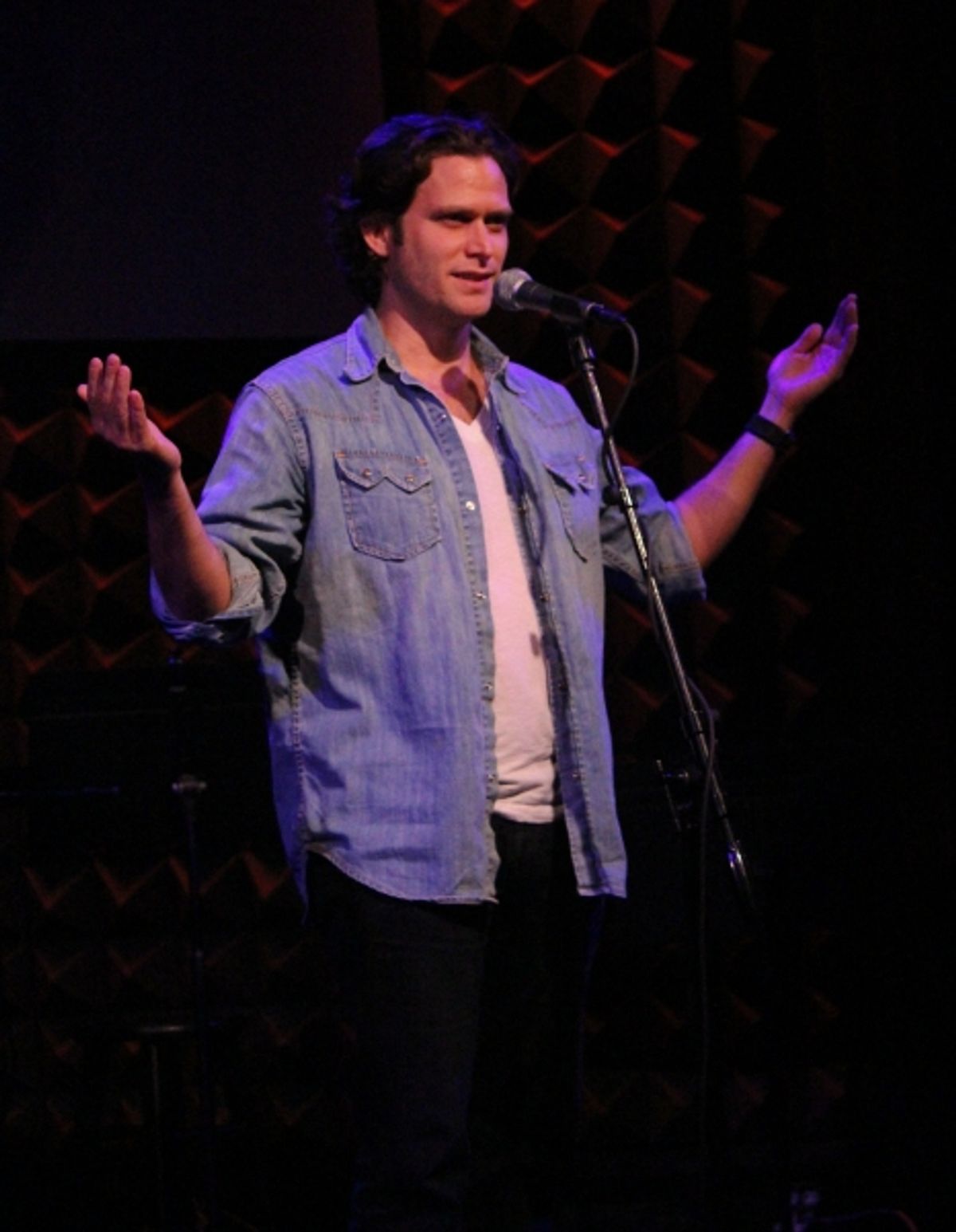 Steven Pasquale at 