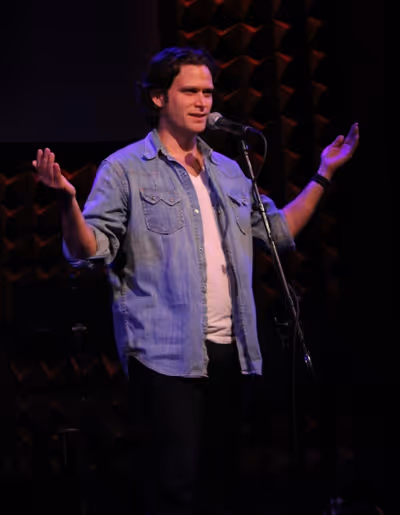 Steven Pasquale Photo