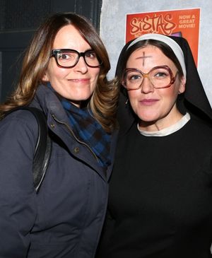 Tina Fey and Jennifer Simard  Photo
