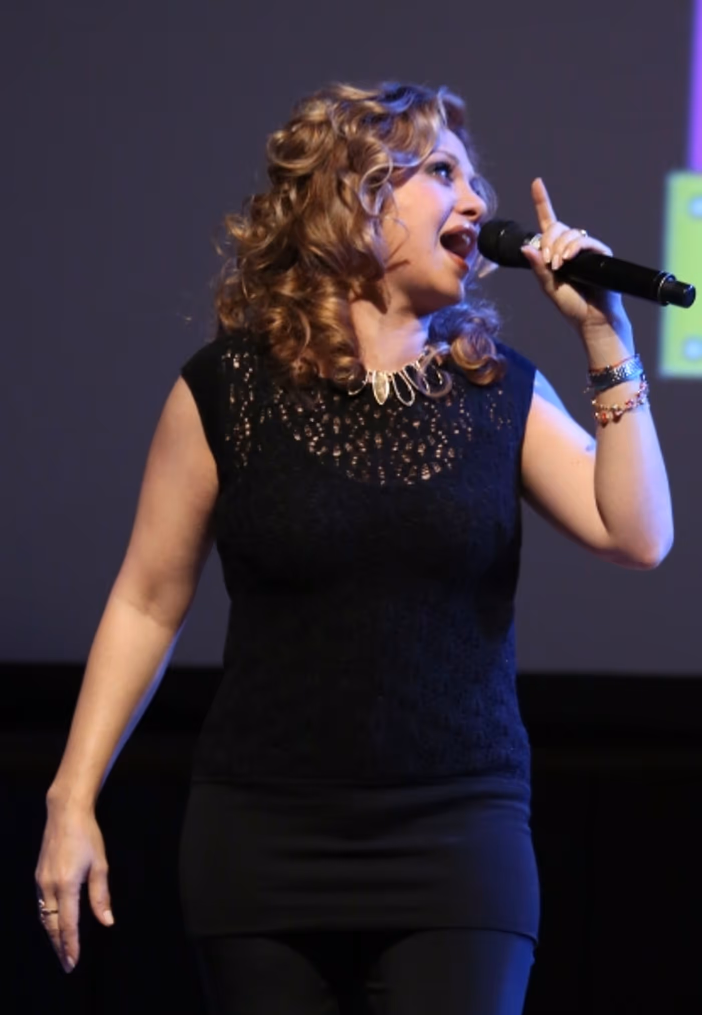 Photo Coverage: Alan Cumming, Andy Karl & More Perform at Only Make Believe Gala- Part 1 Image