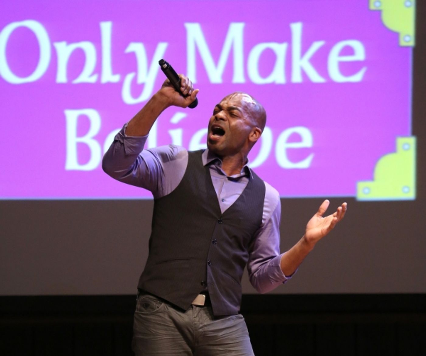 Photo Coverage: Alan Cumming, Andy Karl & More Perform at Only Make Believe Gala- Part 1 Image