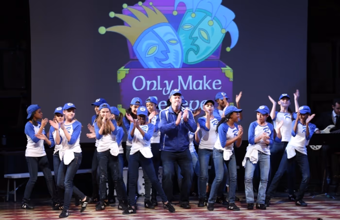 Photo Coverage: Alan Cumming, Andy Karl & More Perform at Only Make Believe Gala- Part 1 Image