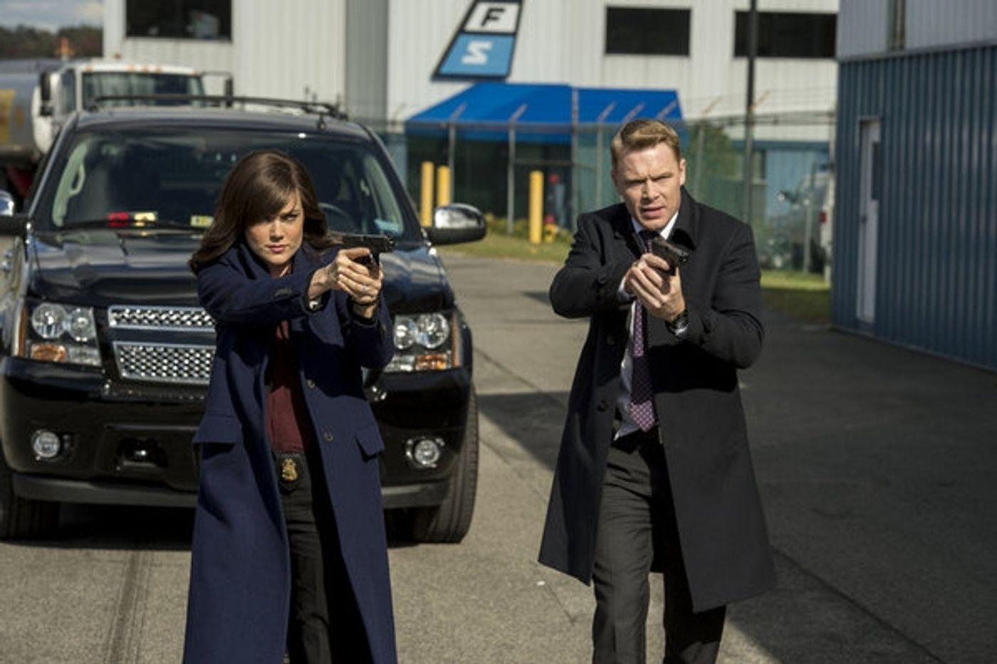 Photo Flash: First Look - Justin Kirk Guest Stars on NBC's THE BLACKLIST  Image