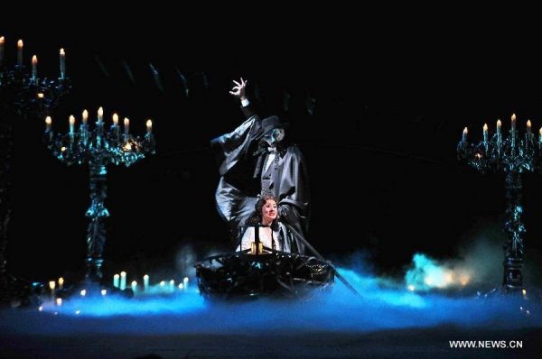 Photo Flash: First Look at PHANTOM OF THE OPERA World Tour — photo 14 of 24