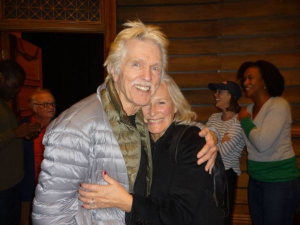 TOM SKERRITT, GLENN CLOSE Photo