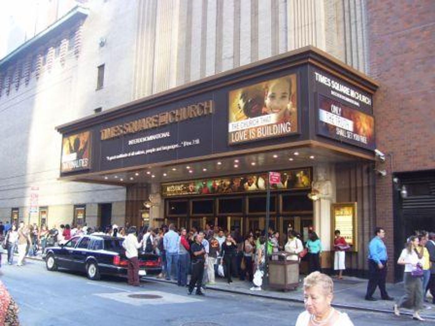 BWW Exclusive: Counting Down to Jennifer Ashley Tepper's UNTOLD STORIES OF BROADWAY Book - The Mark Hellinger Theatre Image