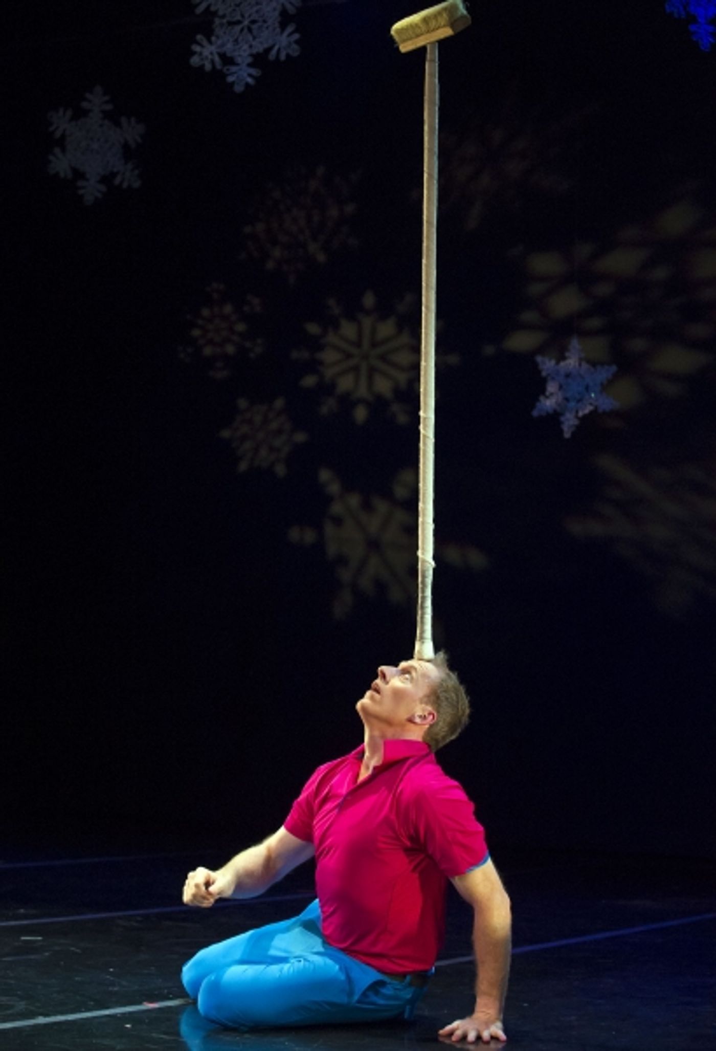 Photo Flash: Sneak Peek at Sweet Can Productions' MITTENS AND MISTLETOE  Image