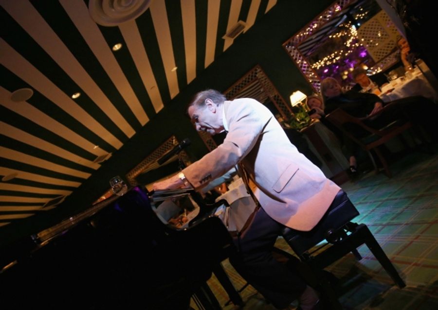 Photo Flash: Emma Thompson and More Join Richard Sherman for SAVING MR. BANKS Sing-A-Long Image