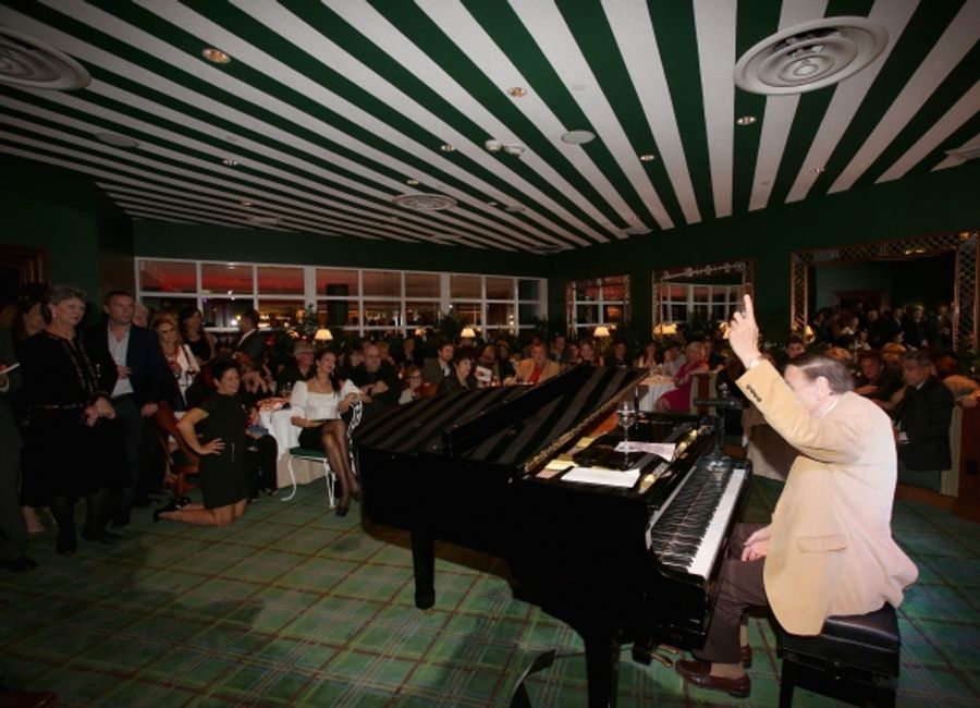 Photo Flash: Emma Thompson and More Join Richard Sherman for SAVING MR. BANKS Sing-A-Long Image