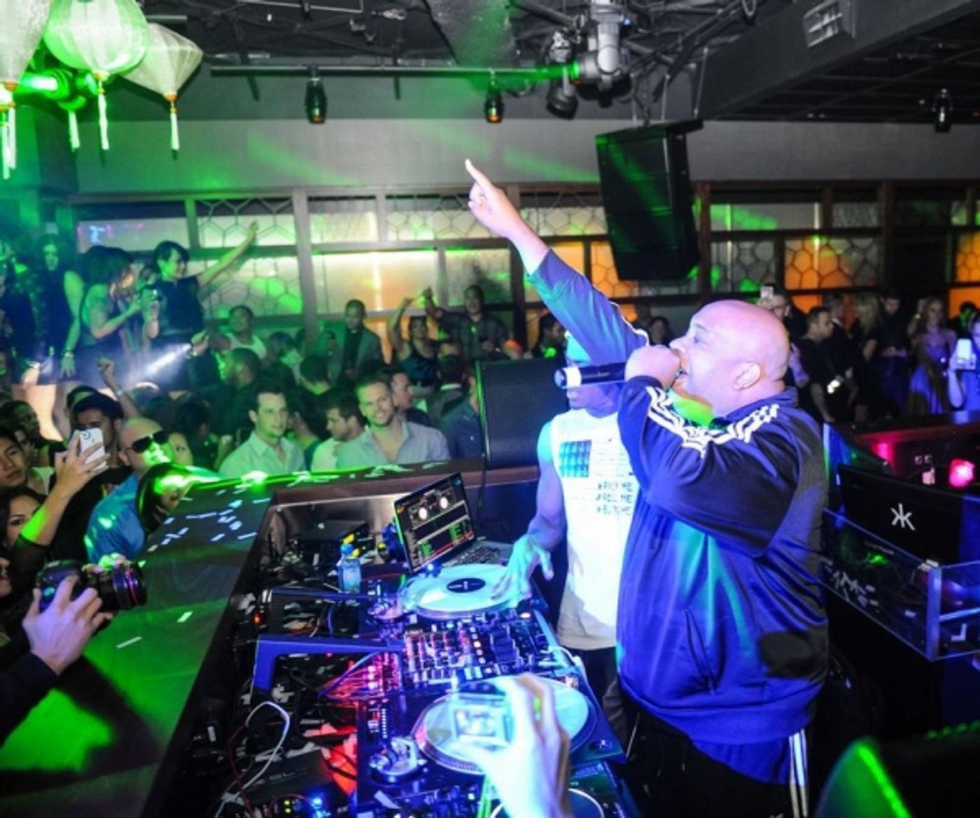 Photo Flash: Rev Run Celebrates Birthday with Unrivaled Set Inside Ling Ling Club at Hakkasan Las Vegas - Saturday, Nov. 9 Image