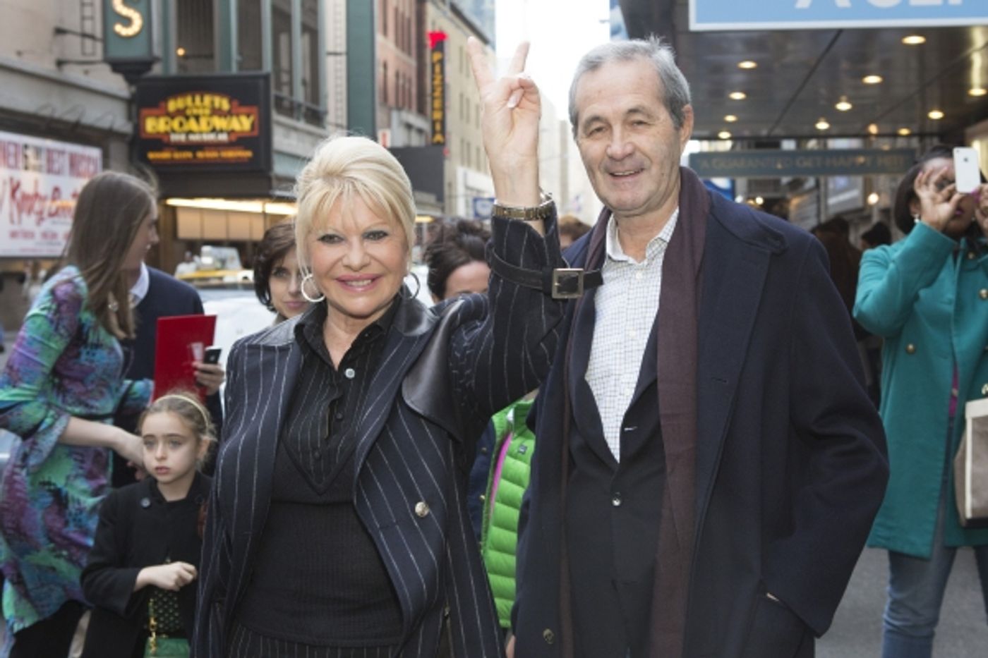 Photo Coverage: Broadway's MAMMA MIA! Celebrates 5,000th Performance  Image