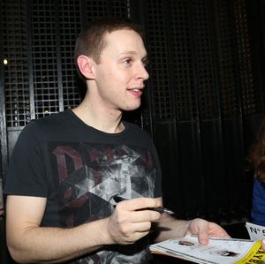 Samuel Barnett @ BroadwayWorld Samuel Barnett Photo
