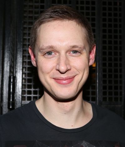 Samuel Barnett  Photo
