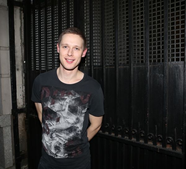 Samuel Barnett  Photo