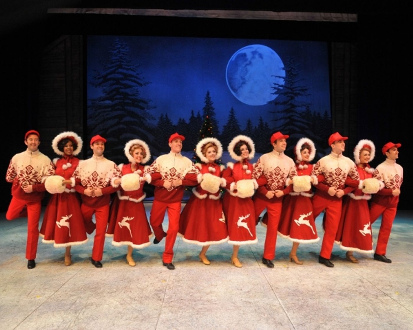 Photo Flash: First Look at Westchester Broadway Theatre's WHITE CHRISTMAS  Image