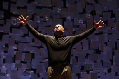 Ruben Santiago-Hudson Photo