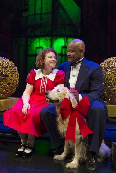 Jenny Weisz as Annie and Sterling Jarvis as Oliver Warbucks Photo