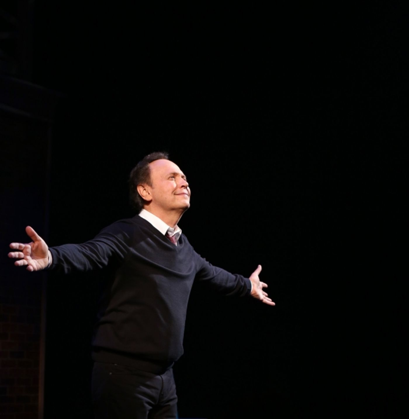 Photo Coverage: Billy Crystal Returns to Broadway in 700 SUNDAYS; Inside Opening Night Curtain Call! Image