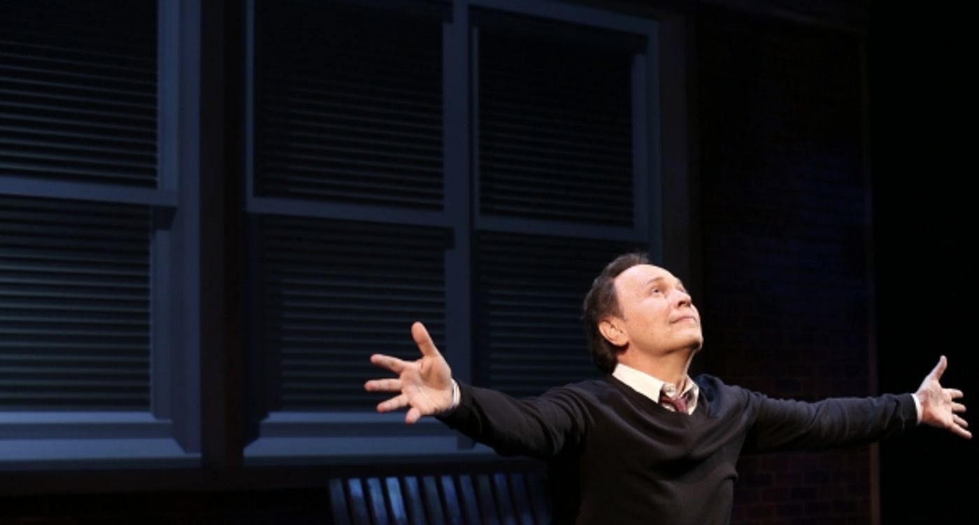 Photo Coverage: Billy Crystal Returns to Broadway in 700 SUNDAYS; Inside Opening Night Curtain Call! Image