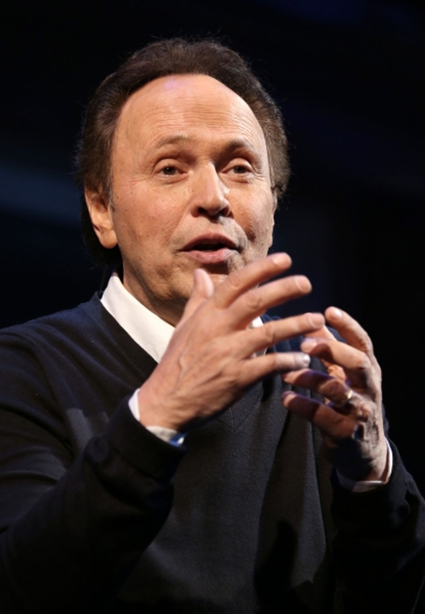 Photo Coverage: Billy Crystal Returns to Broadway in 700 SUNDAYS; Inside Opening Night Curtain Call! Image