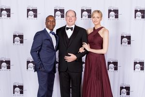Leslie Odom Jr., HSH Prince Albert II of Monaco and HSH Princess Charlene of Monaco @ BroadwayWorld Leslie Odom Jr., HSH Prince Albert II of Monaco and HSH Princess Charlene of Monaco Photo