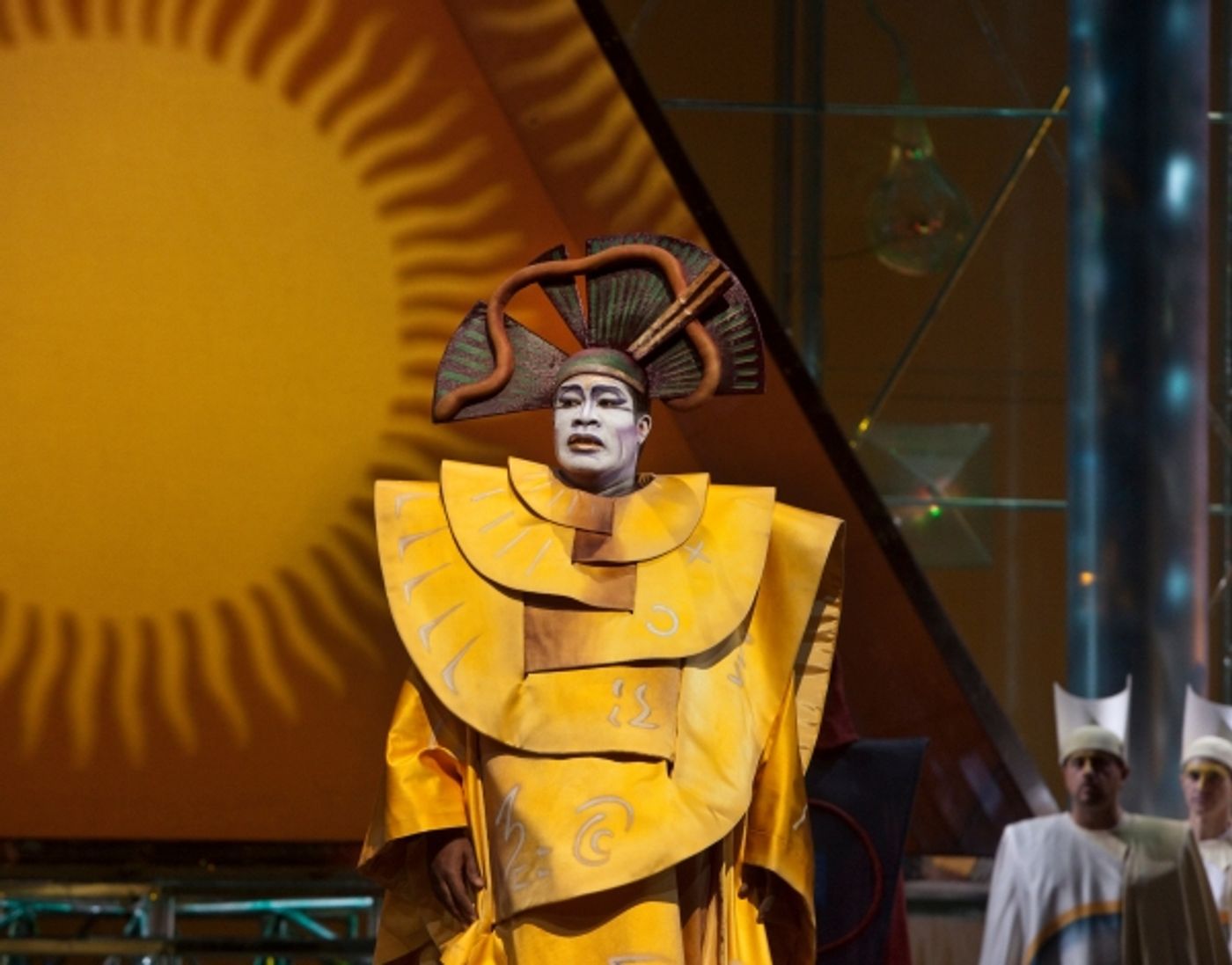 Photo Flash: Sneak Peek at The Met's THE MAGIC FLUTE, Directed by Julie Taymor  Image