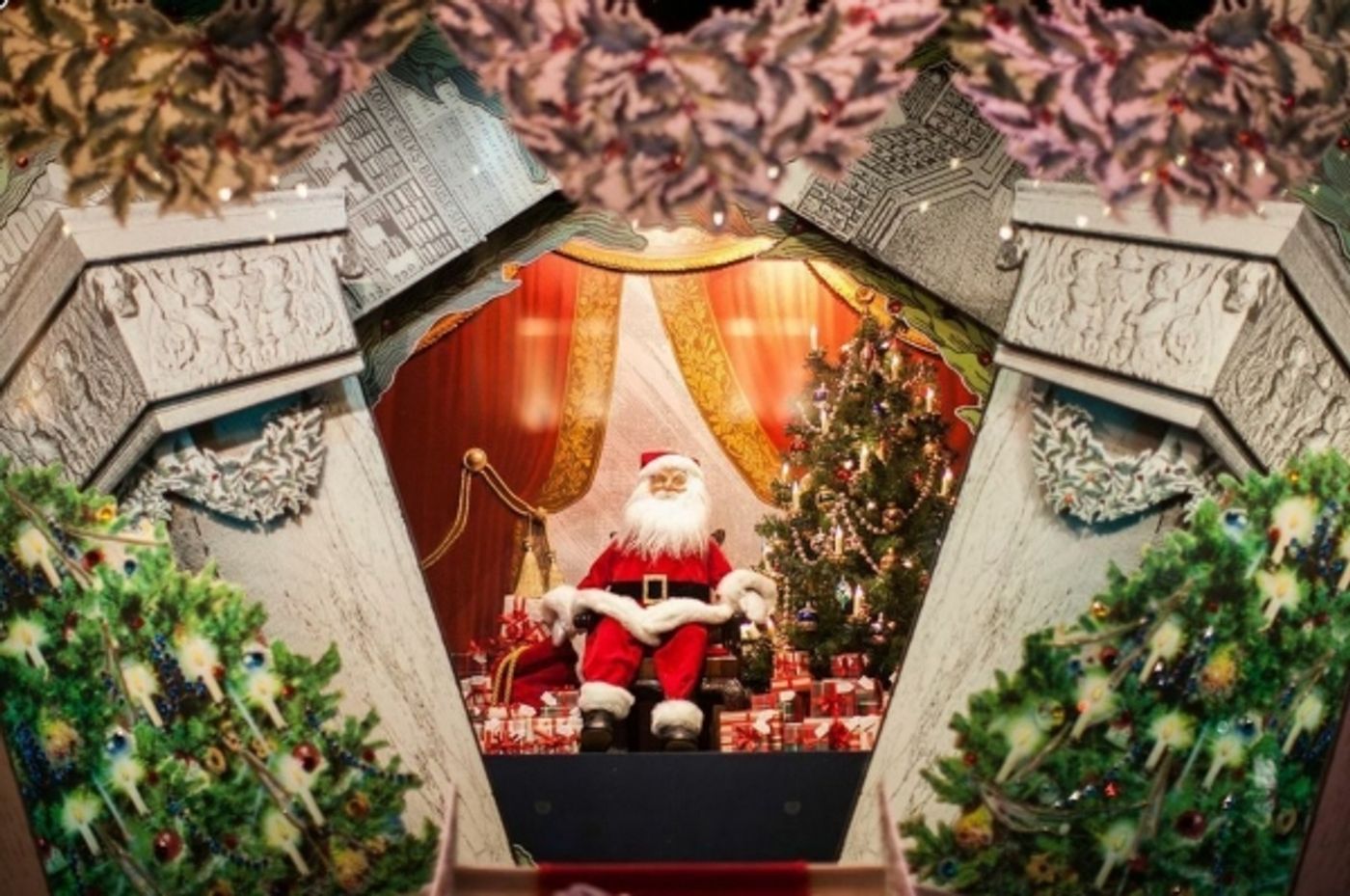 Photo Coverage: Lord & Taylor's Vintage Holiday Windows Image