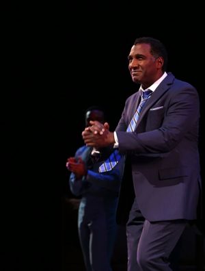 Norm Lewis  Photo