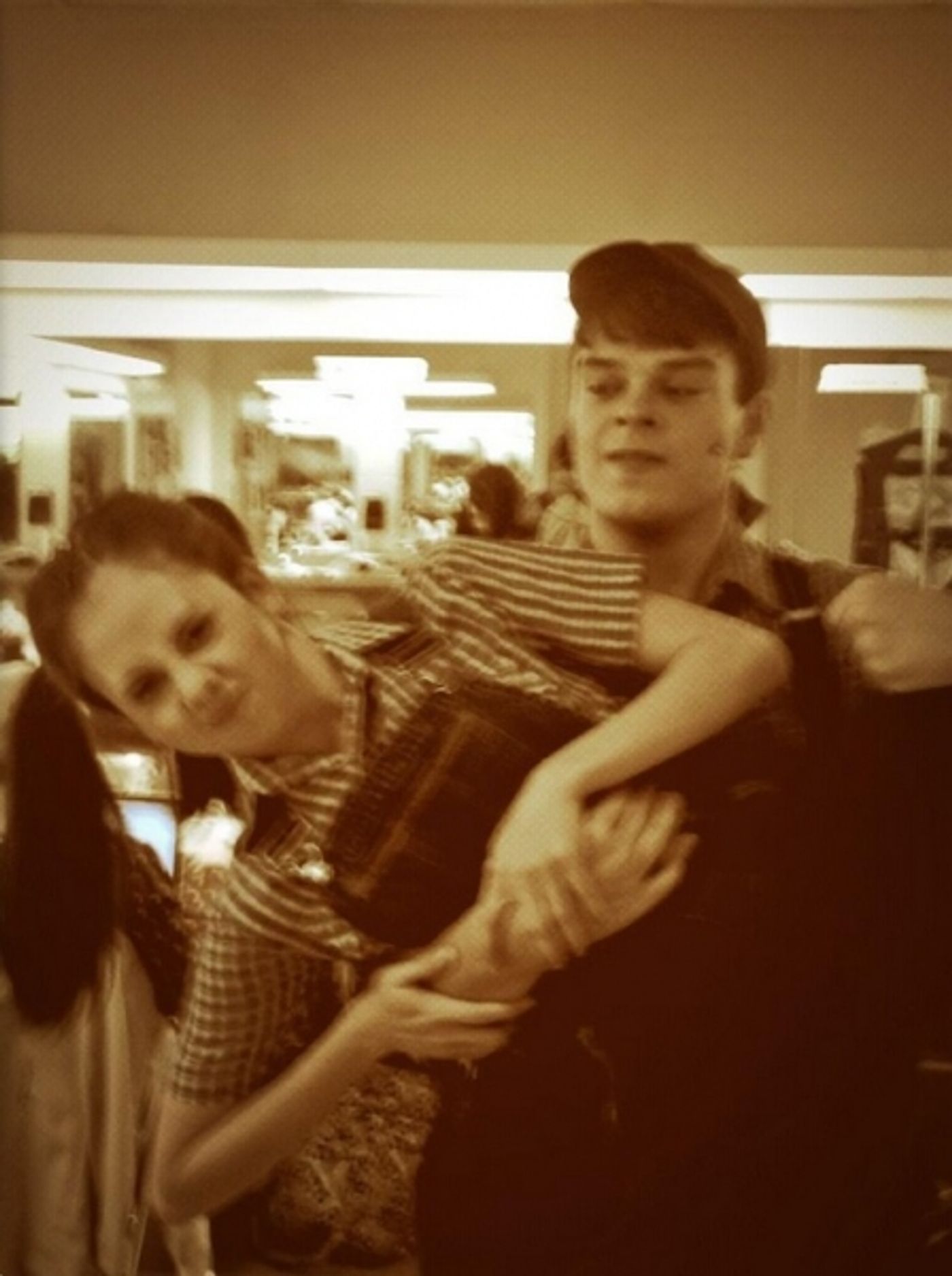 Photo Flash: Saturday Intermission Pics, Nov 16 - Goodspeed's 'HAPPY FELLA' Sends Love to the Philippines; Keenan-Bolger in FAMILY FURNITURE & More! Image