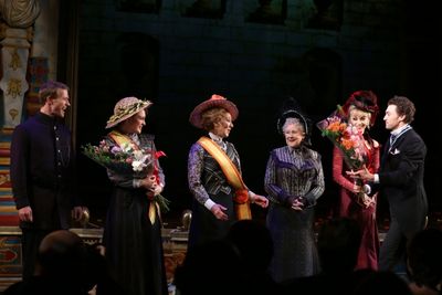 Jeff Kready, Catherine Walker, Joanna Glushak, Jane Carr, Lisa O''Hare and Bryce Pink Photo