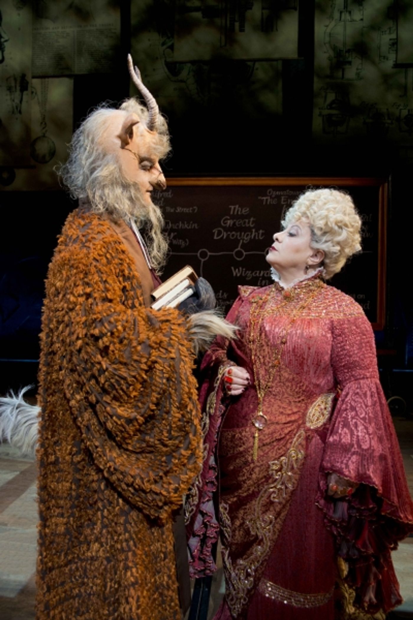 Photo Flash: First Look at New West End WICKED Cast - Willemijn Verkaik, Savannah Stevenson & More!  Image