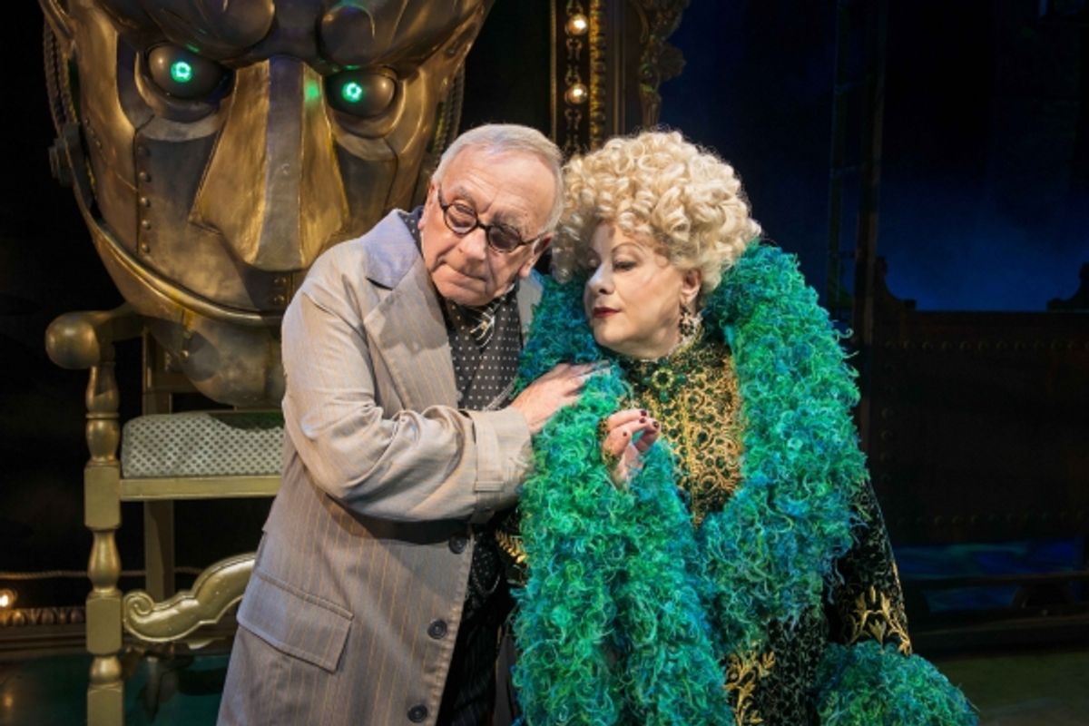 Sam Kelly, Sue Kelvin at 