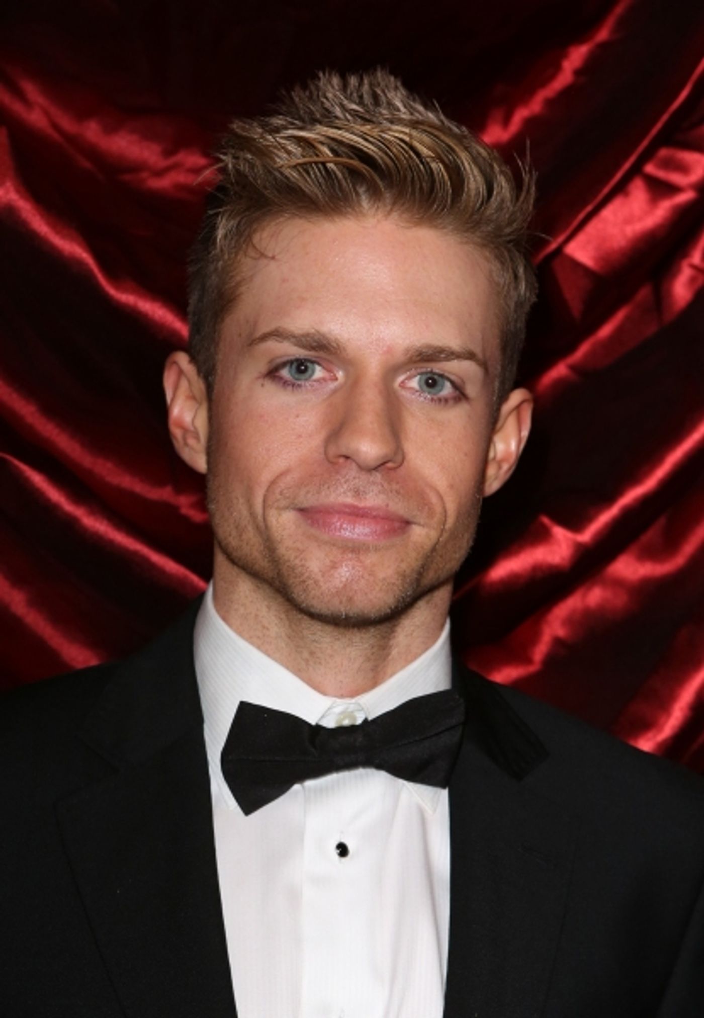 Photo Coverage: Inside Theatre Arrivals for A GENTLEMAN'S GUIDE TO LOVE AND MURDER  Image