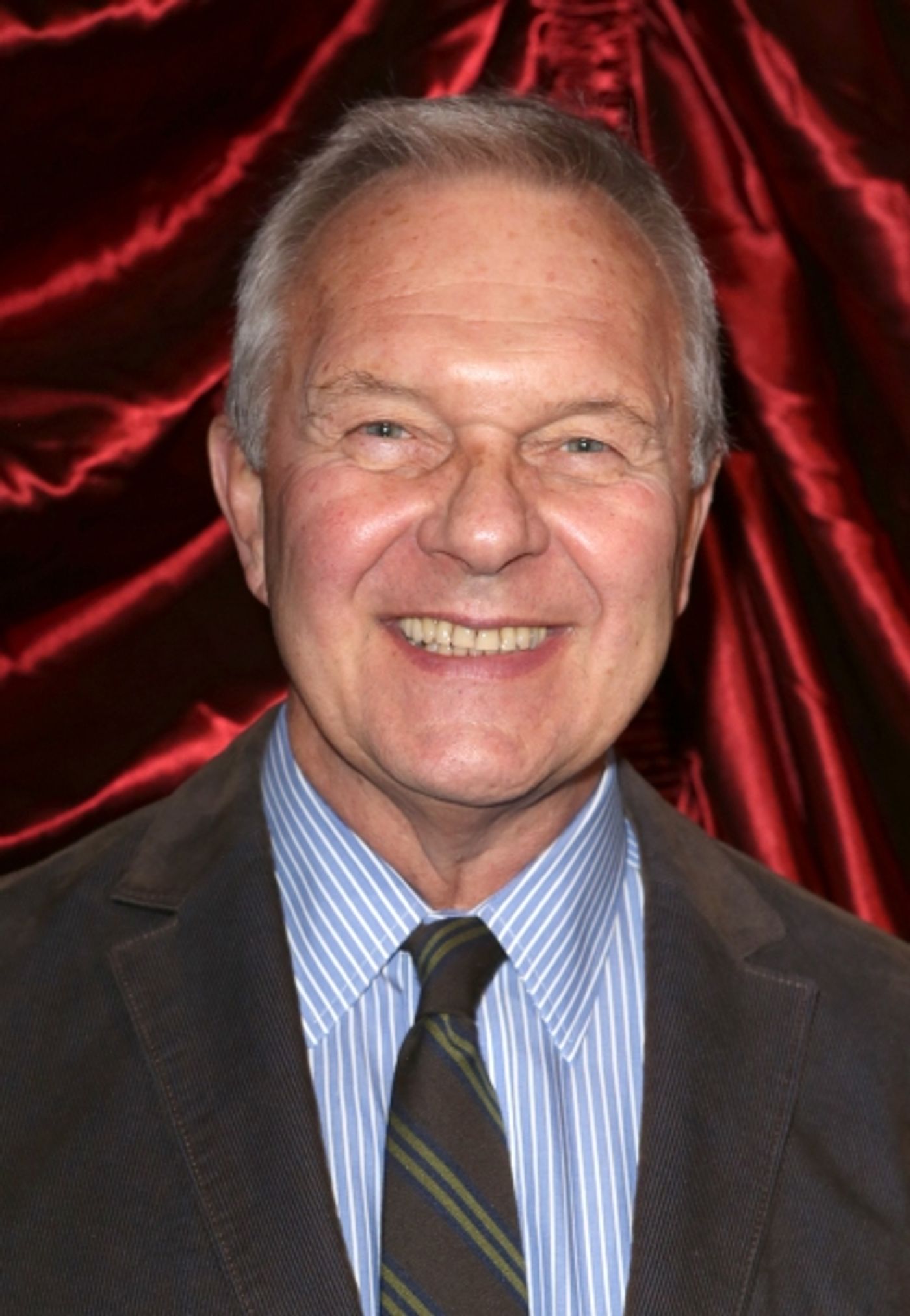 Photo Coverage: Inside Theatre Arrivals for A GENTLEMAN'S GUIDE TO LOVE AND MURDER  Image