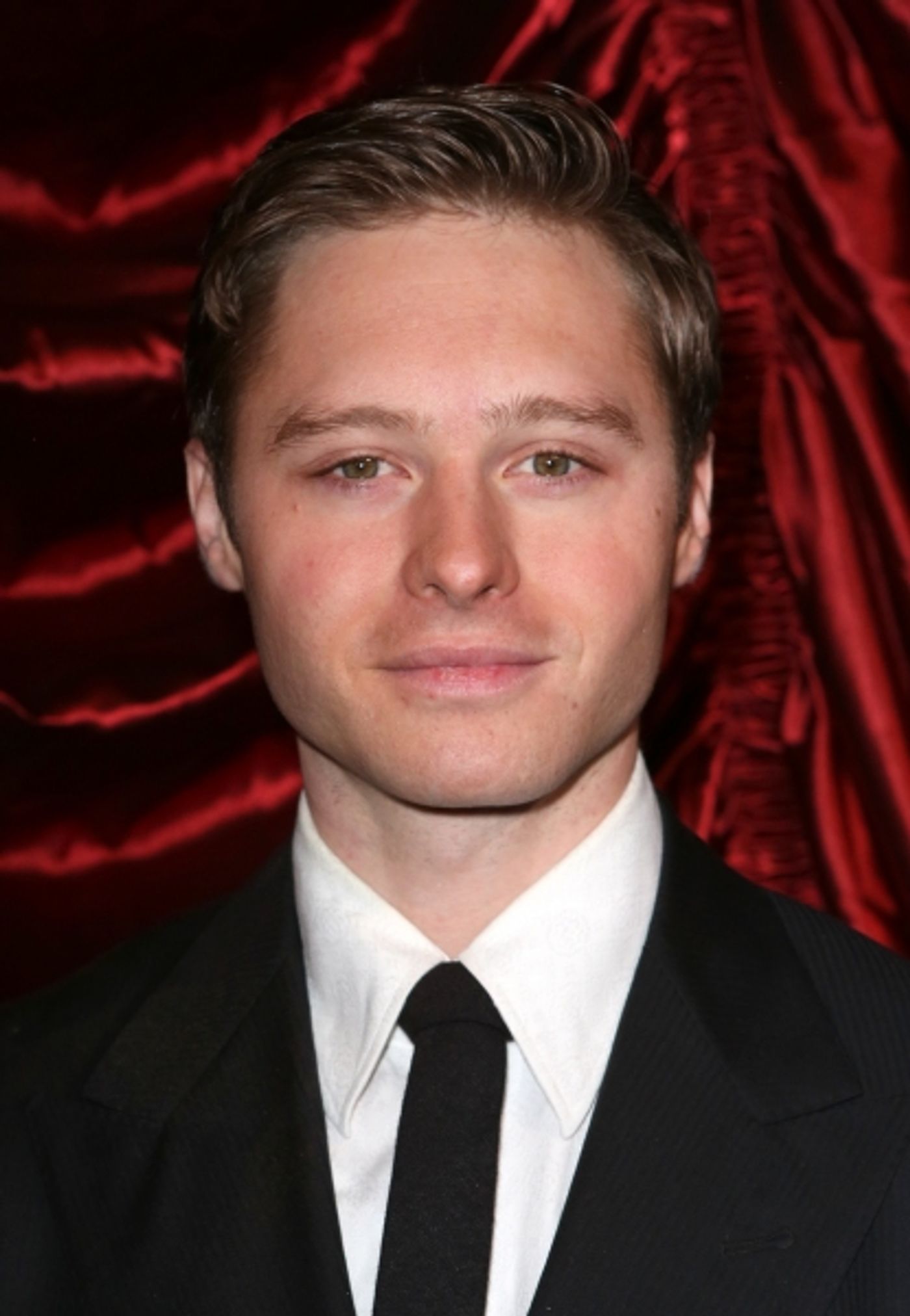 Photo Coverage: Inside Theatre Arrivals for A GENTLEMAN'S GUIDE TO LOVE AND MURDER  Image