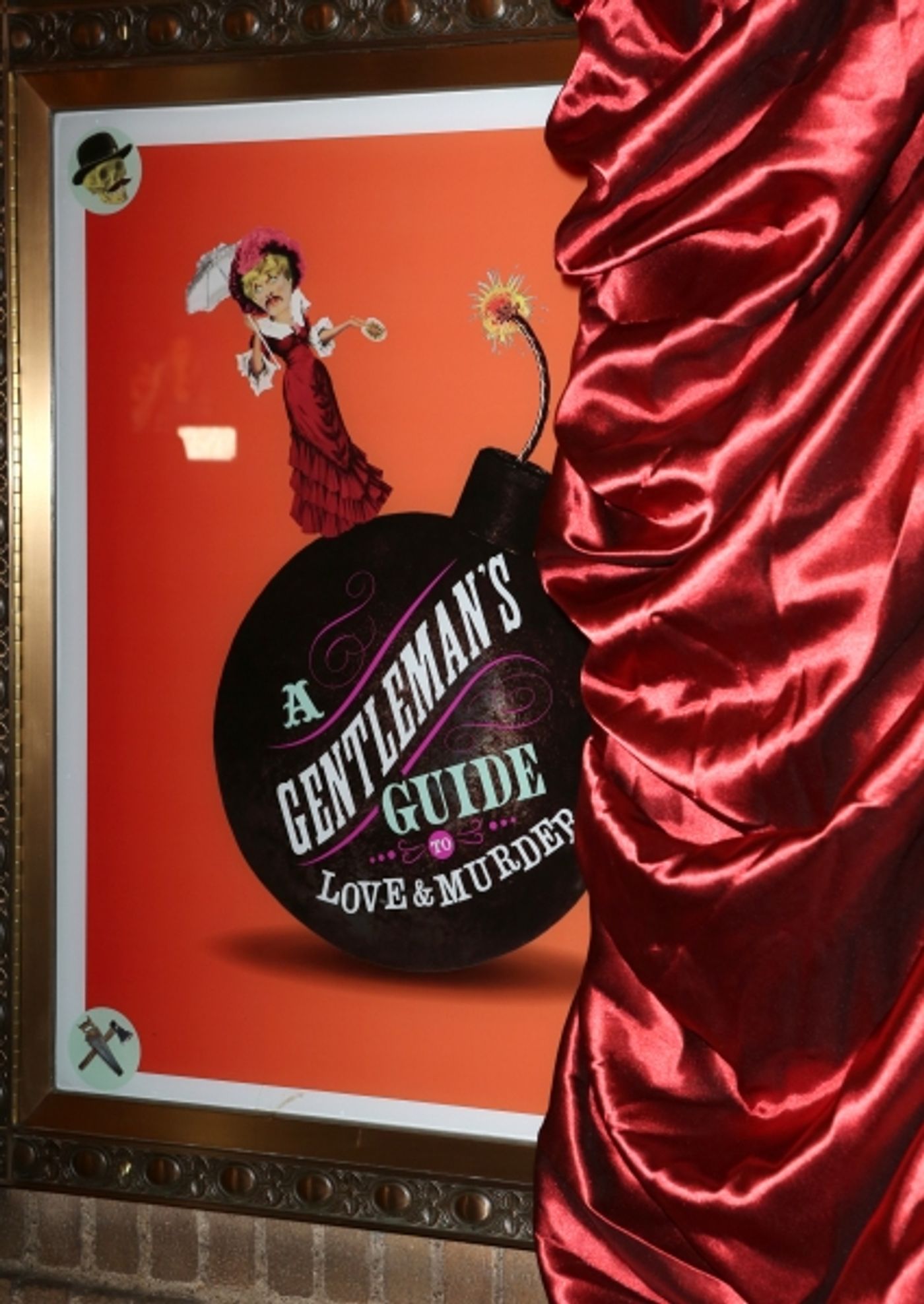 Photo Coverage: Inside Theatre Arrivals for A GENTLEMAN'S GUIDE TO LOVE AND MURDER  Image