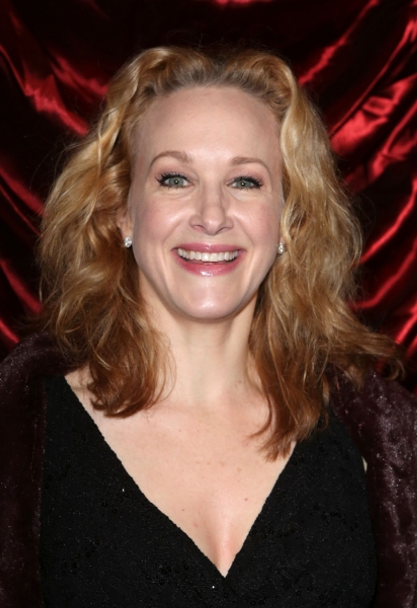 Photo Coverage: Inside Theatre Arrivals for A GENTLEMAN'S GUIDE TO LOVE AND MURDER  Image