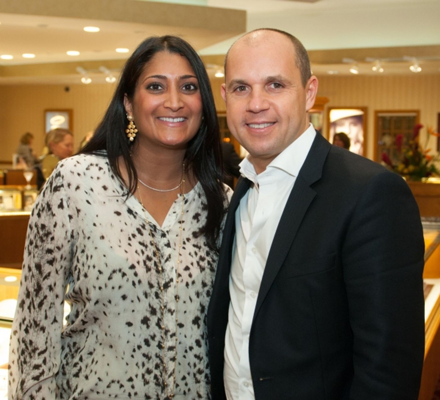 Photo Flash: Designer Marco Bicego visits James Free Jewelers, Cincinnati Image