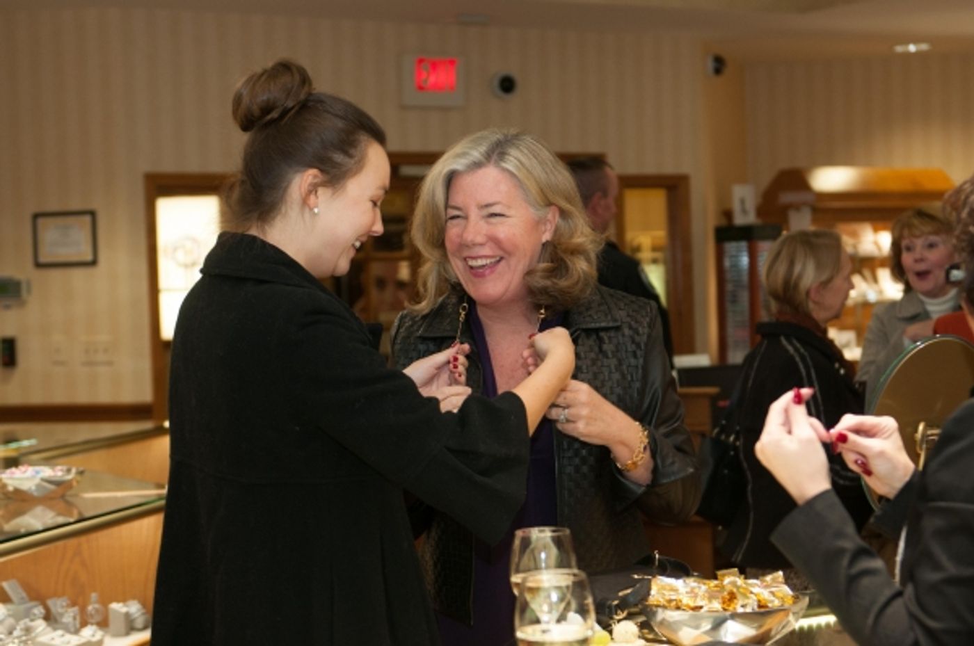 Photo Flash: Designer Marco Bicego visits James Free Jewelers, Cincinnati Image