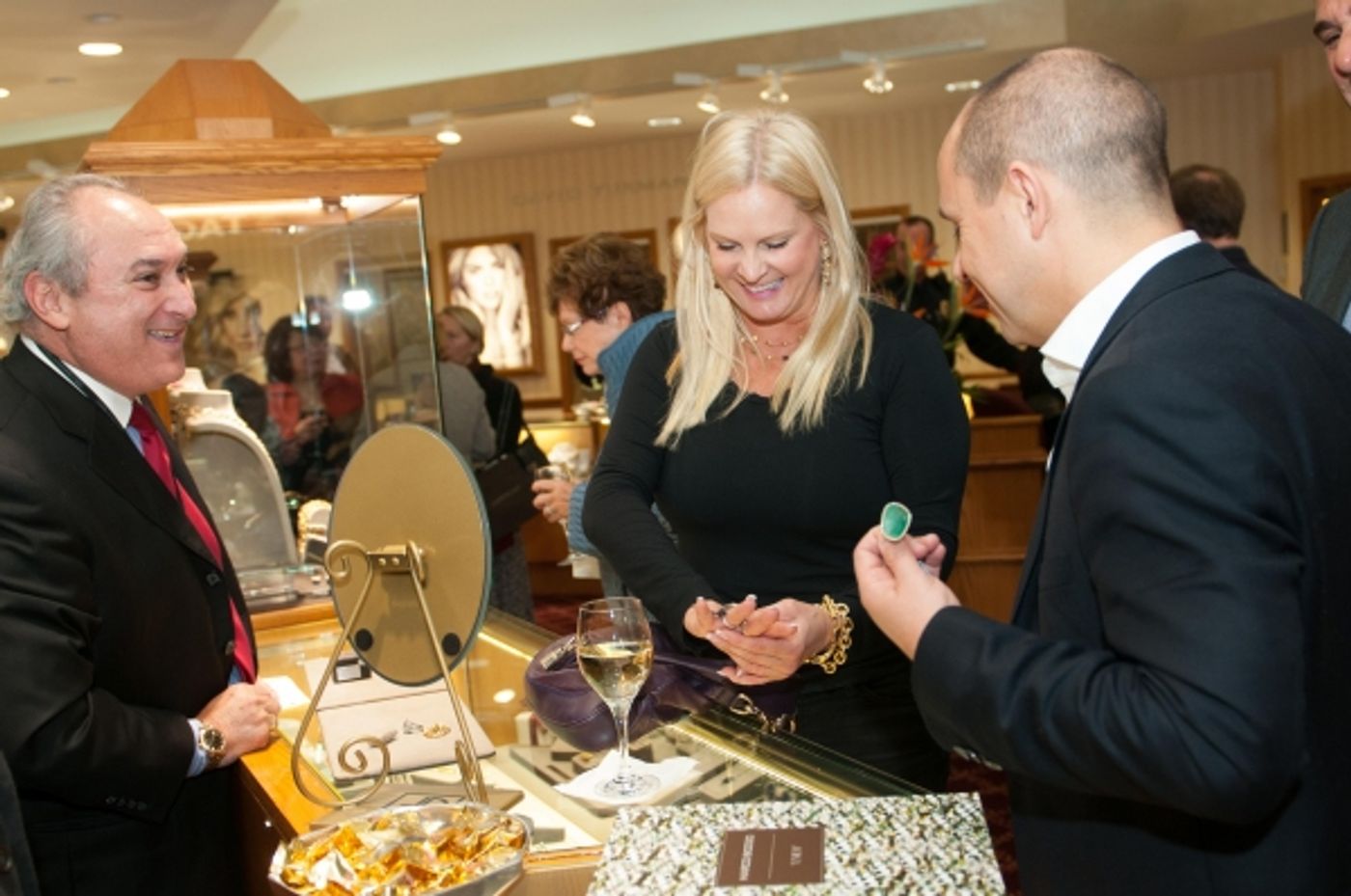 Photo Flash: Designer Marco Bicego visits James Free Jewelers, Cincinnati Image