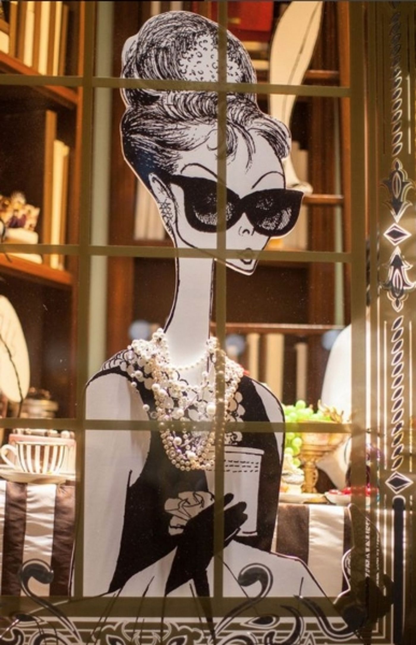 Photo Coverage: Henri Bendel's Holiday Windows Image