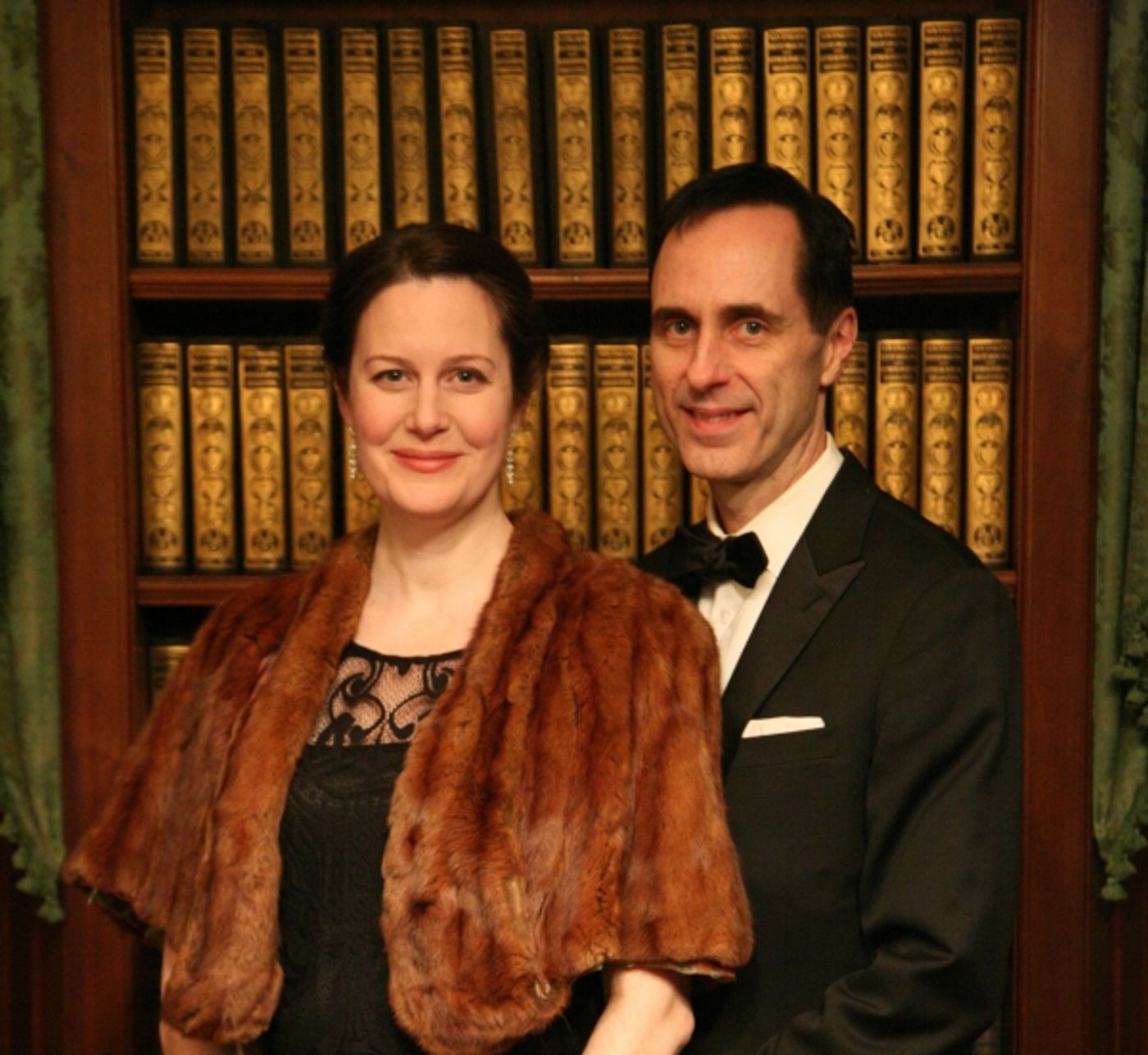 Photo Flash: Bill Connington & AnnMarie Benedict Perform LOVE LETTERS at Colonial Dames Museum House Image