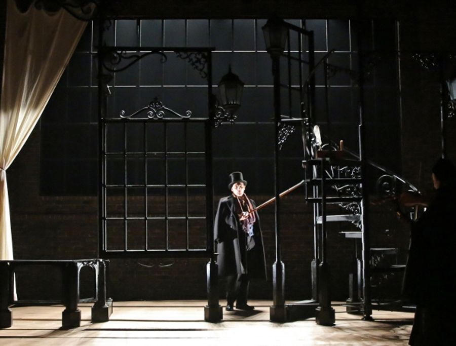 Photo Flash: First Look at Peter Bradbury and More in A CHRISTMAS CAROL Off-Broadway Image