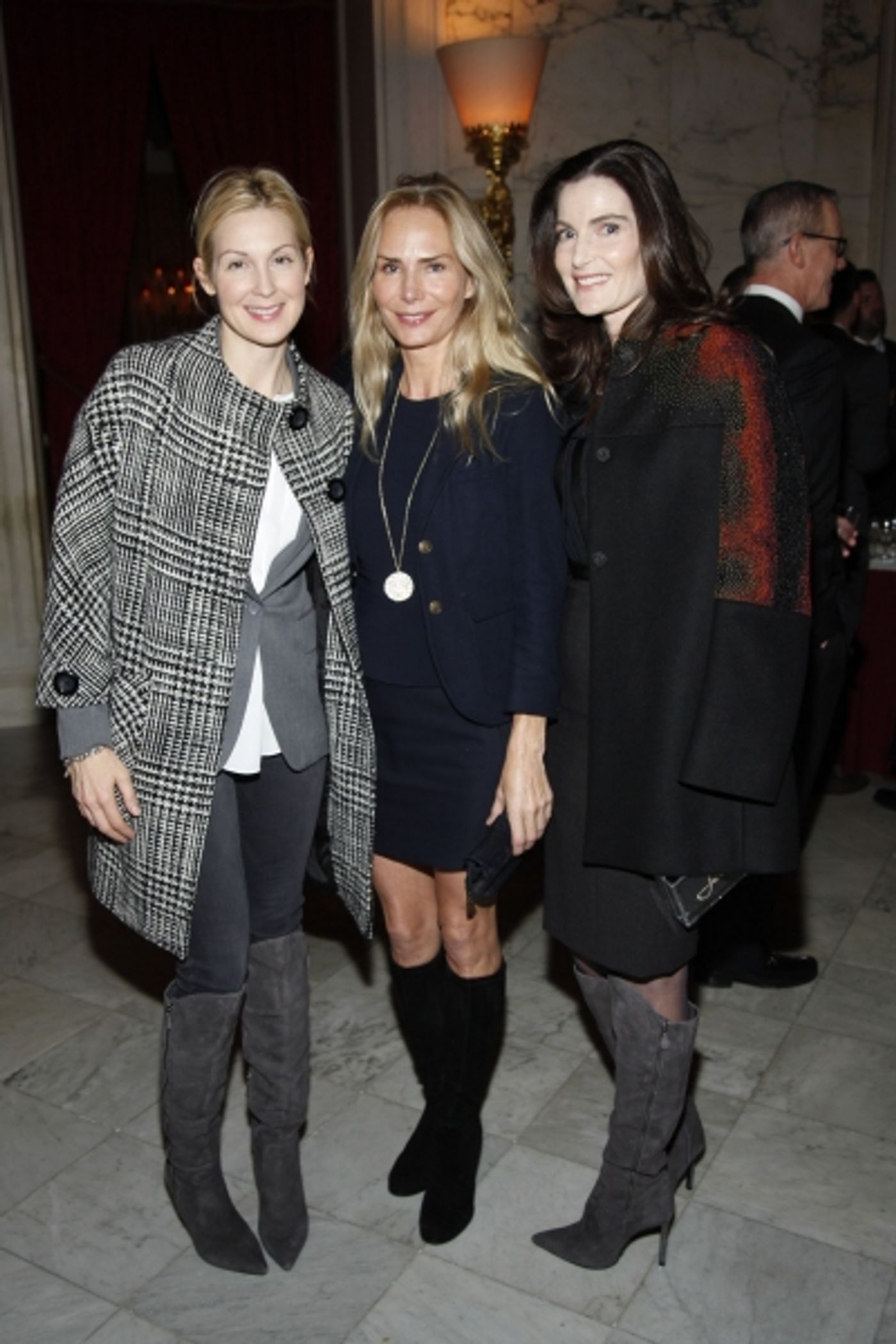 Photo Flash: Joan Rivers, Kelly Rutherford & More Attend NYSPCC's Wine Dinner  Image